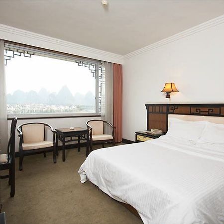 قويلين Sovereign Hotel Yangshuo الغرفة الصورة